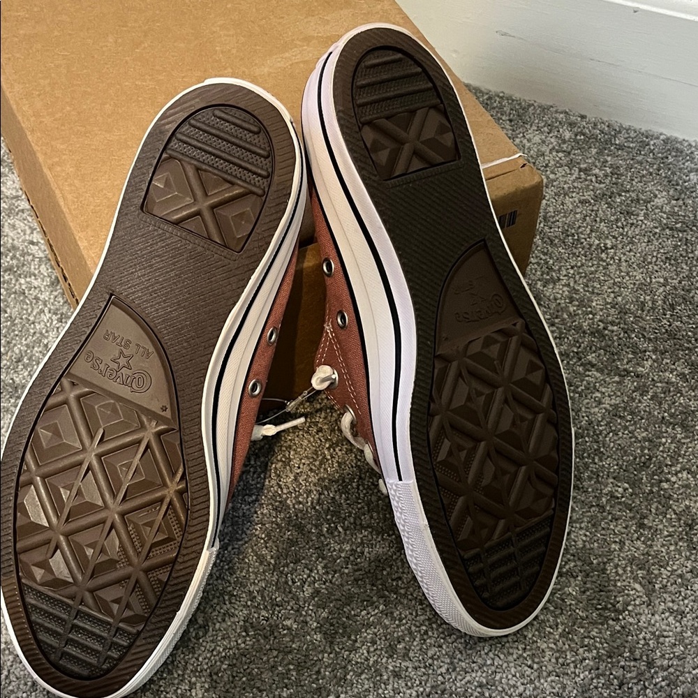 Converse Dusty Pink Slip-On Sneakers 9 - Picture 4 of 4